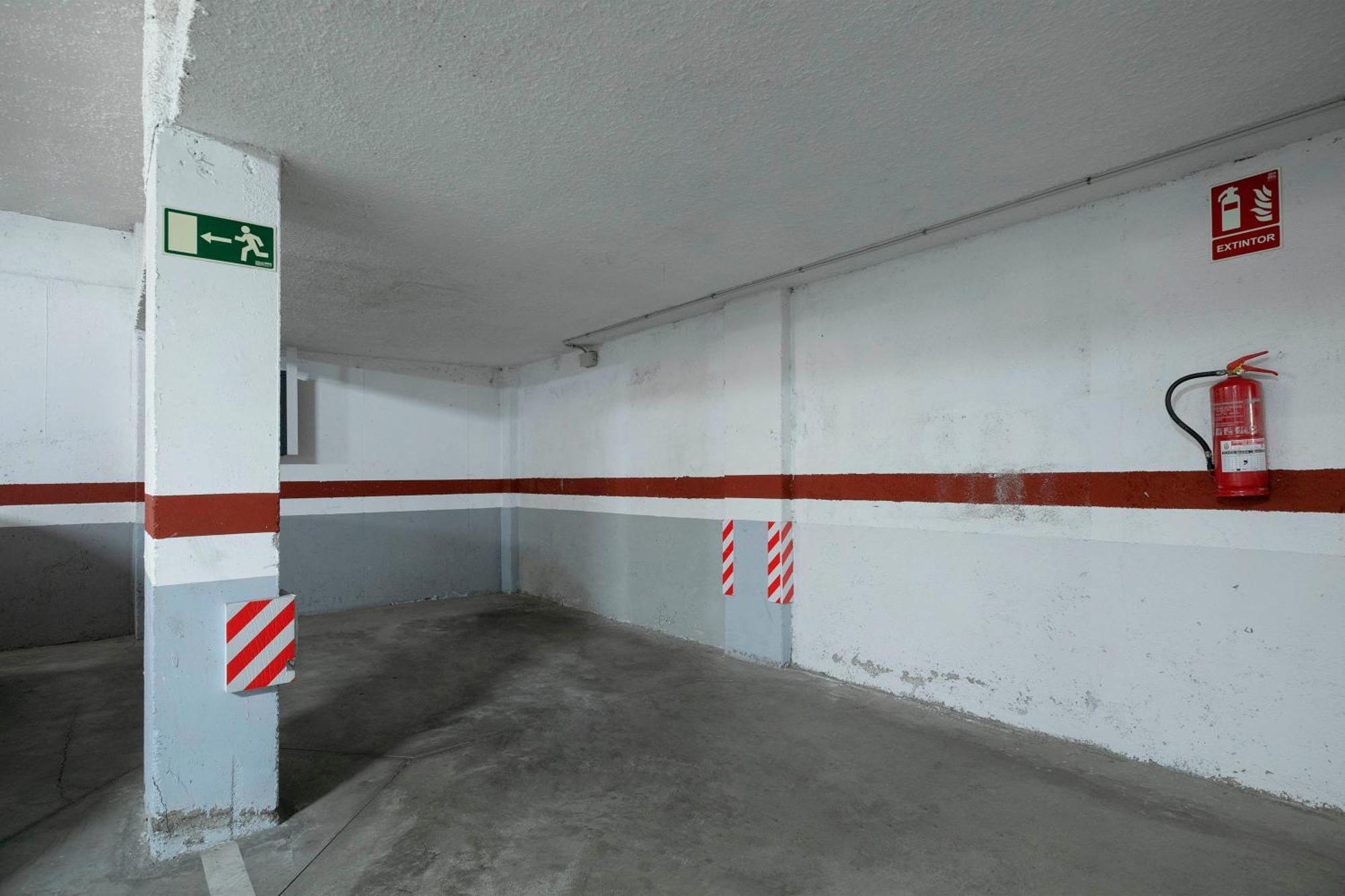 Blue Waves - Free Parking Apartment *